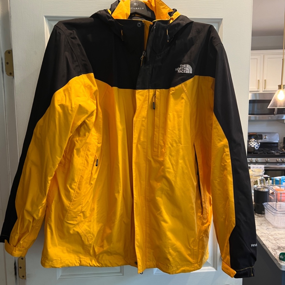 North Face Jacket Mens 2XL Yellow/Black Hyvent Jacket